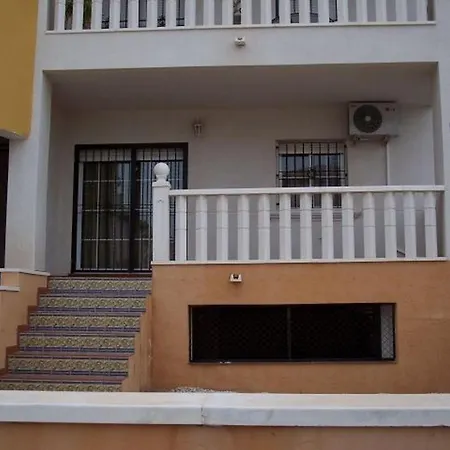 Playa Golf Villas 公寓
