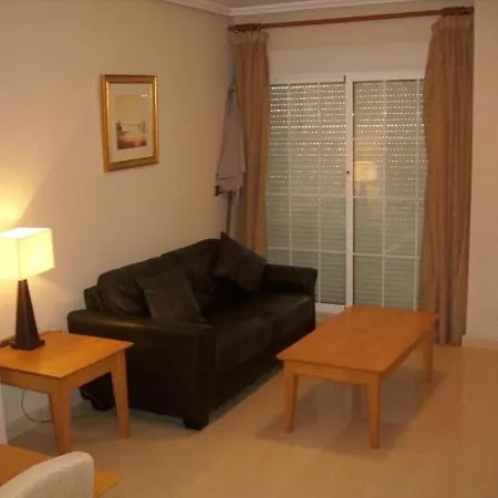 Playa Golf Villas 公寓 *